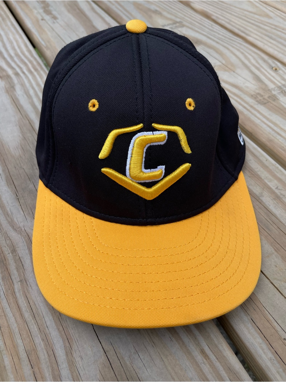 Vintage The Game canes Black Hat with The Game & Gametek Labels, size M